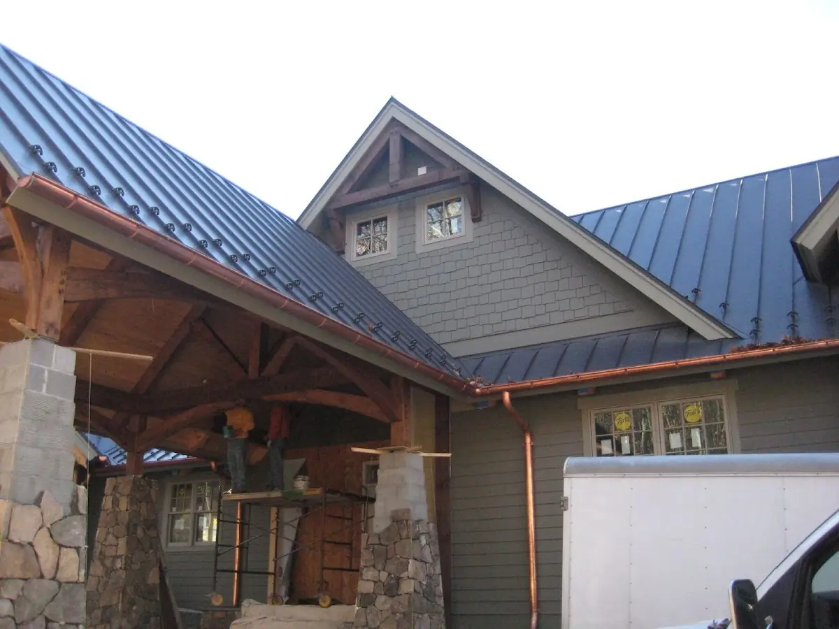 Craftsman Roofing team delivering quality roofing work in Trentwood